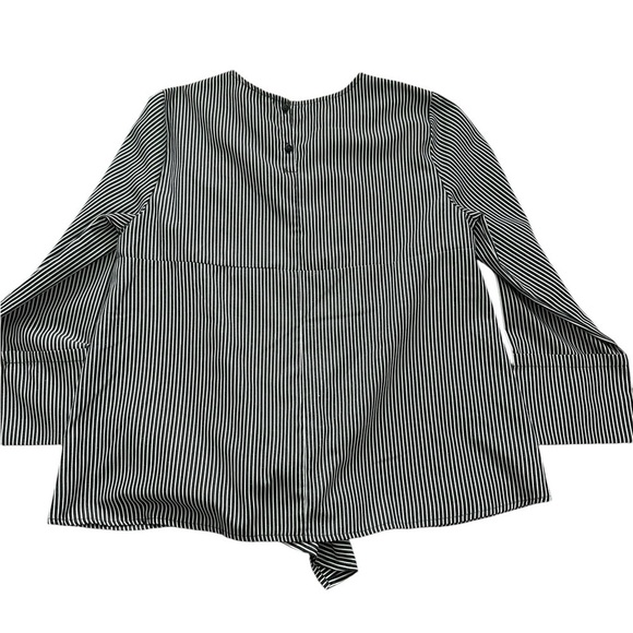 Cupio gray/white striped boho cottagecore embroidered tie-front peasant blouse L - Picture 4 of 10